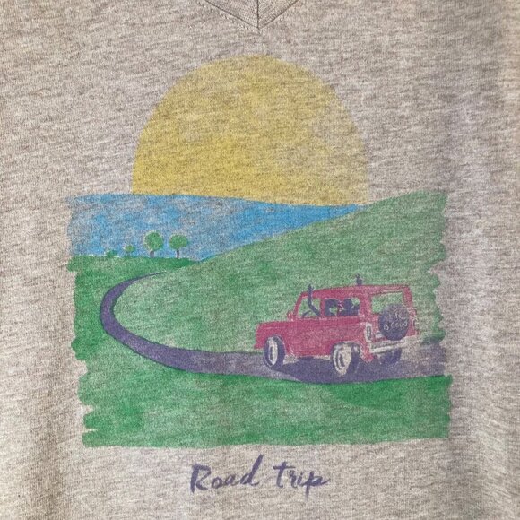 Womens Life Is Good Crusher Tee Classic Fit Road Trip Jeep V Neck Tan M - Picture 3 of 6